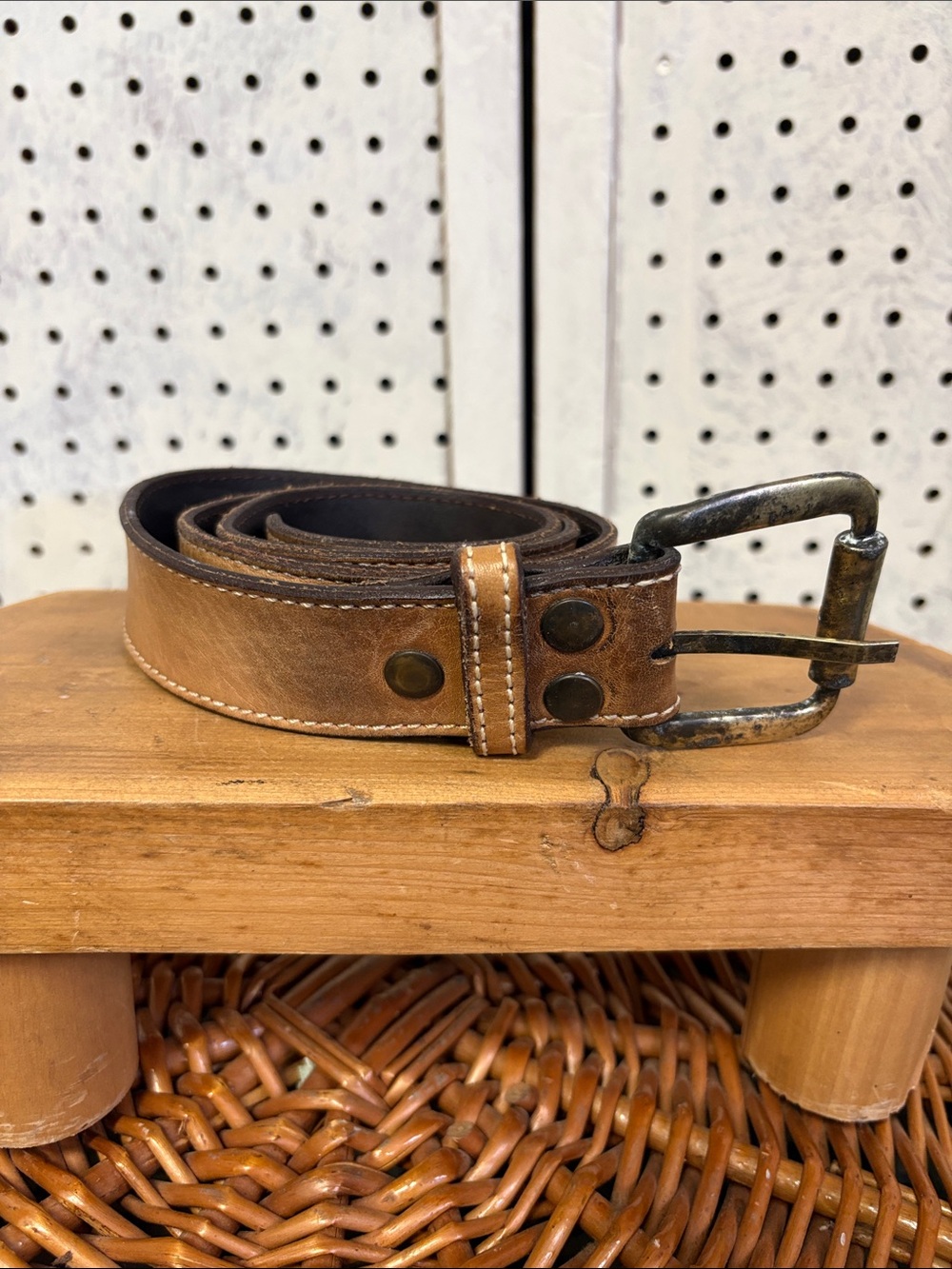 Men’s BED/STU leather belt